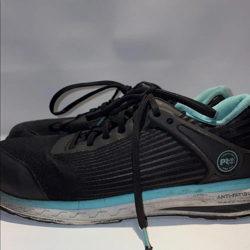 Women’s Timberland steel toed sneaker - Picture 6 of 9